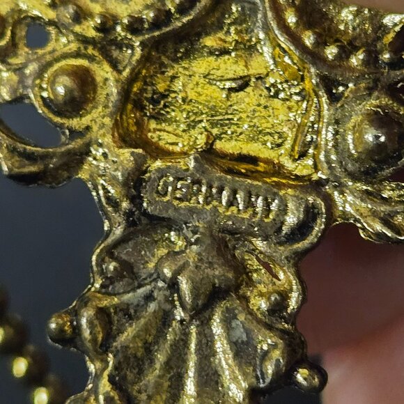 VTG Germany Baroque Revival Gold Tone Brooch Black Cabochon Rhinestones FLAW - Picture 7 of 10